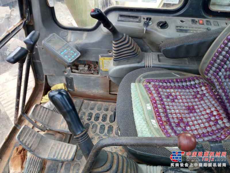 广东出售转让二手16470小时2003年小松PC200挖掘机