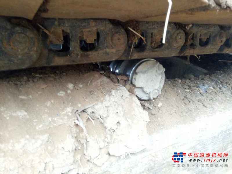 云南出售转让二手1325小时2014年现代R80挖掘机