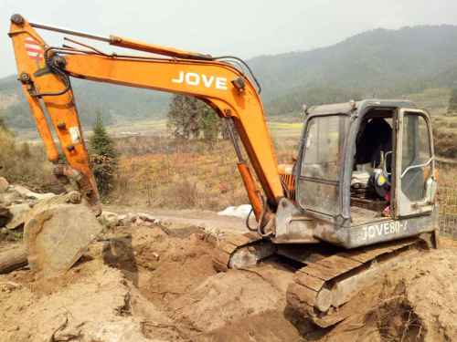 云南出售转让二手8139小时2012年恒天九五重工JV70挖掘机