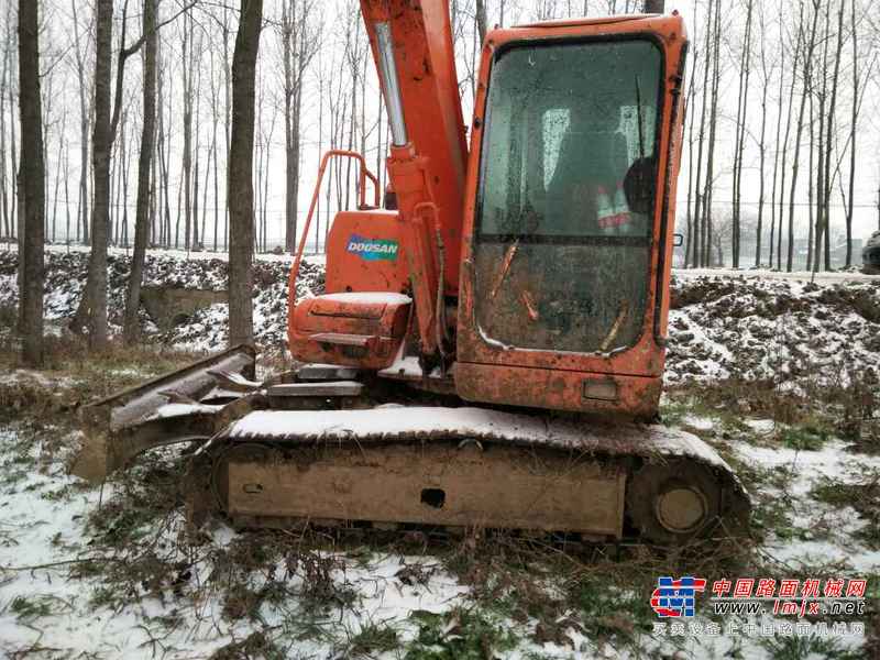 河南出售转让二手6000小时2012年斗山DH80挖掘机