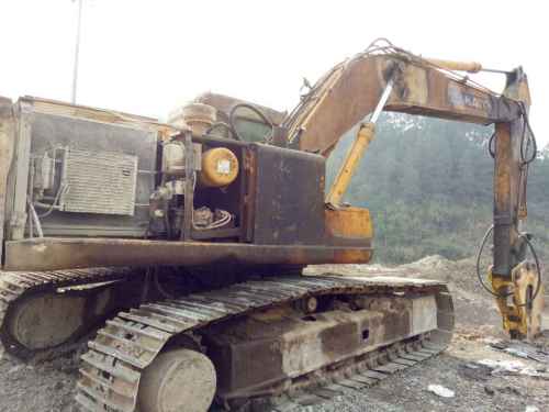 湖南出售转让二手10000小时2007年加藤HD820挖掘机