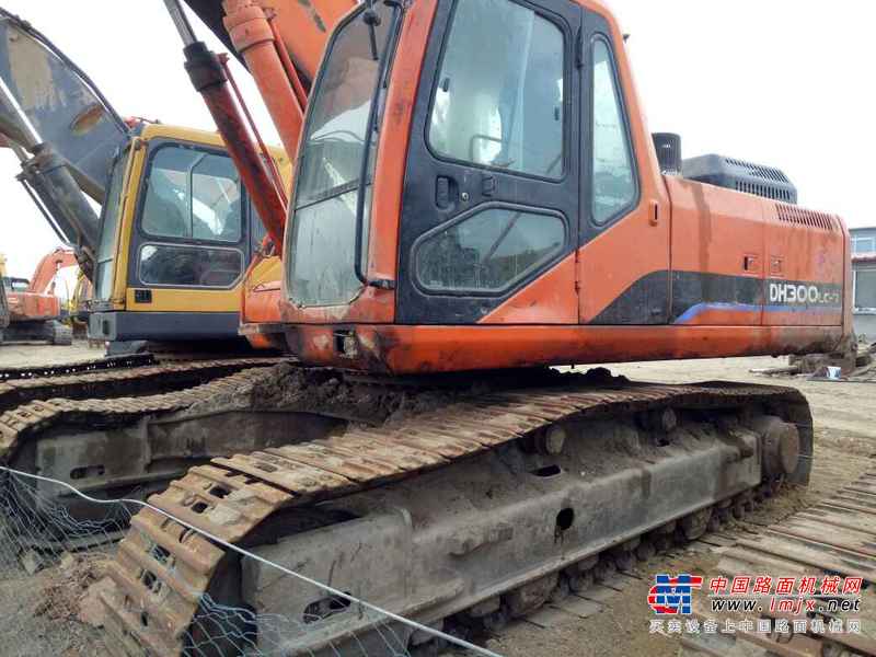 辽宁出售转让二手8536小时2010年斗山DH300LC挖掘机