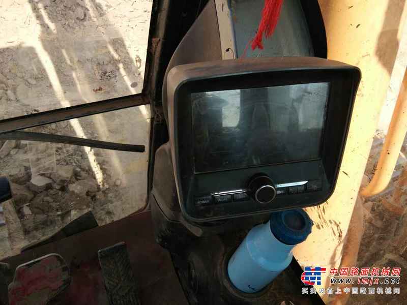 河南出售转让二手6000小时2011年现代R225LC挖掘机