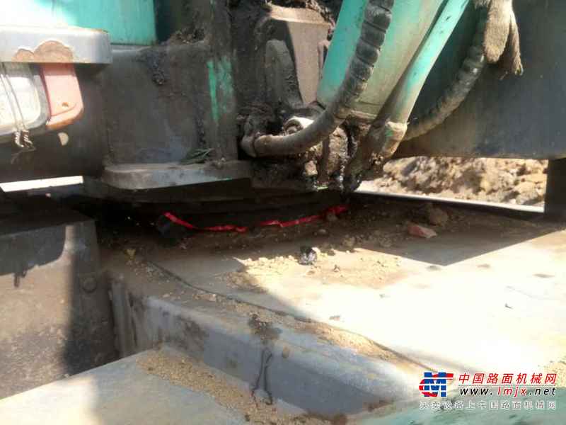 贵州出售转让二手1000小时2014年新源机械轮挖65W挖掘机
