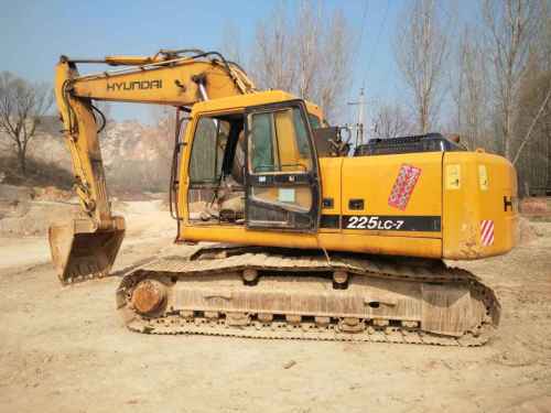 河南出售转让二手14000小时2008年现代R225挖掘机