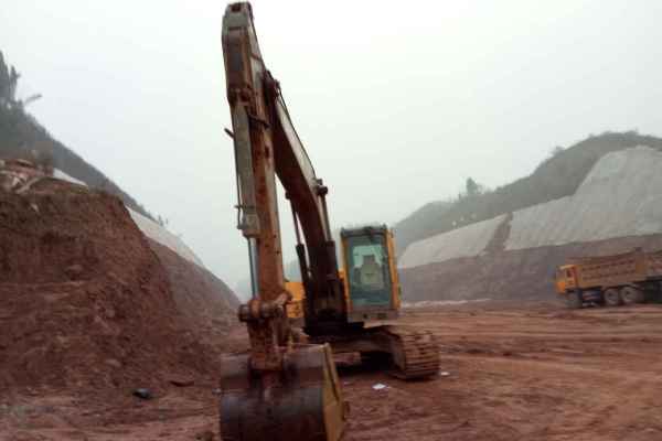 湖南出售转让二手7000小时2011年沃尔沃EC210BLC挖掘机