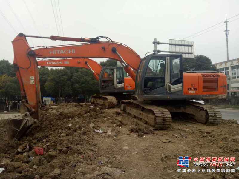 江苏出售转让二手8690小时2009年日立ZX200挖掘机