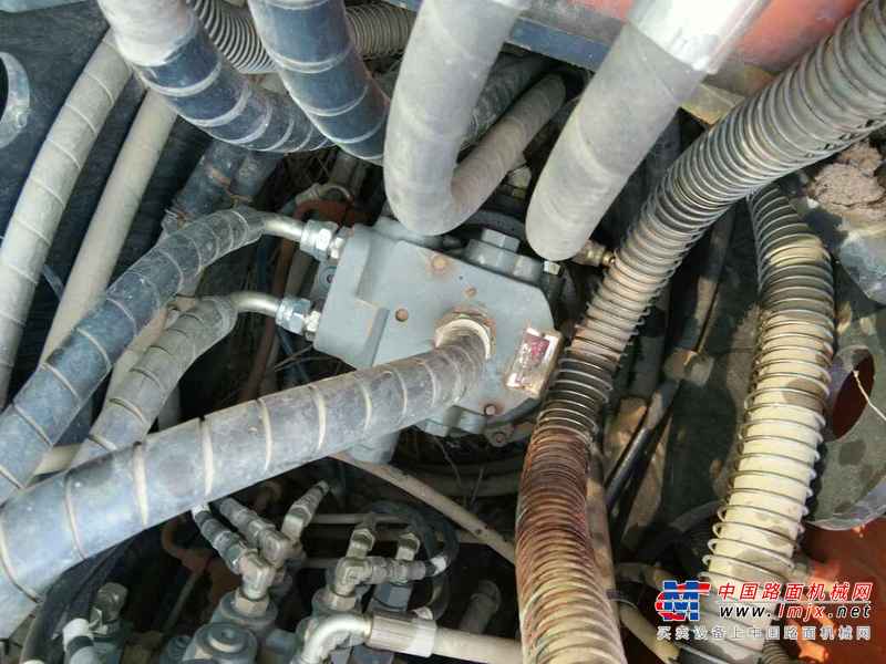 河南出售转让二手2500小时2013年日立ZX70挖掘机