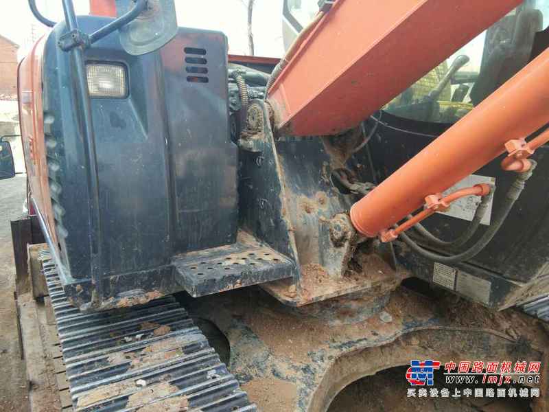 河南出售转让二手2500小时2013年日立ZX70挖掘机