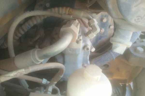 云南出售转让二手7000小时2012年福田雷沃FR65V8挖掘机