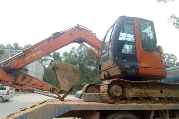 广西出售转让二手8960小时2006年日立EX70挖掘机