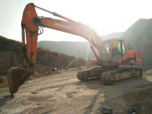 甘肃出售转让二手18000小时2003年大宇DH220LC挖掘机