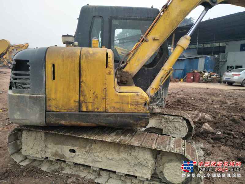 重庆出售转让二手5700小时2012年现代R60挖掘机