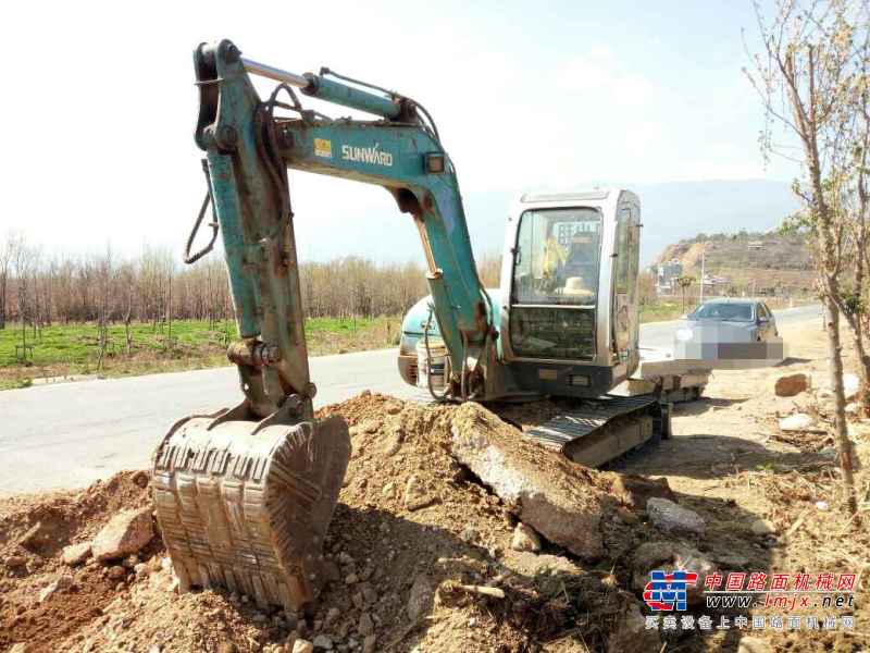 云南出售转让二手4500小时2013年山河智能SWE70N9挖掘机