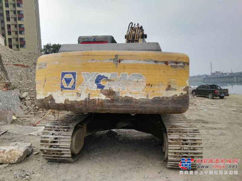 湖南出售转让二手9000小时2009年徐工XE210挖掘机