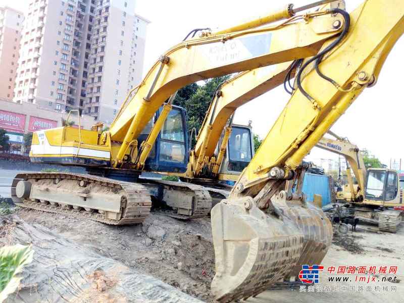 广东出售转让二手15630小时2003年神钢SK200挖掘机