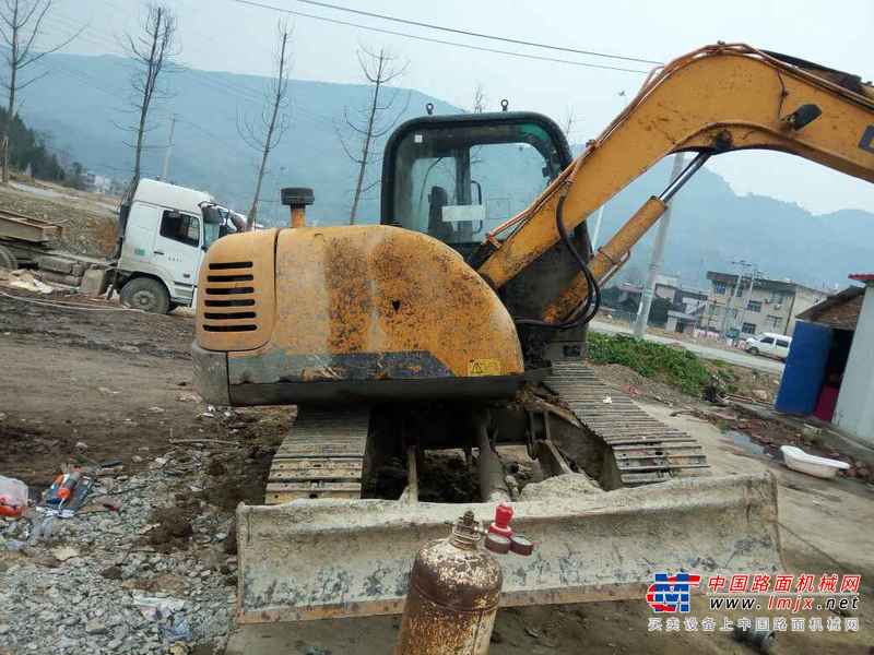 贵州出售转让二手8000小时2011年柳工908C挖掘机