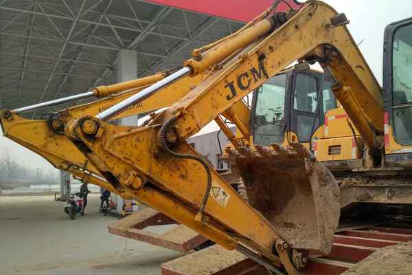 山东出售转让二手8600小时2012年山重建机JCM907D挖掘机