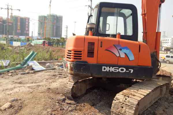 广西出售转让二手8965小时2008年斗山DH55挖掘机