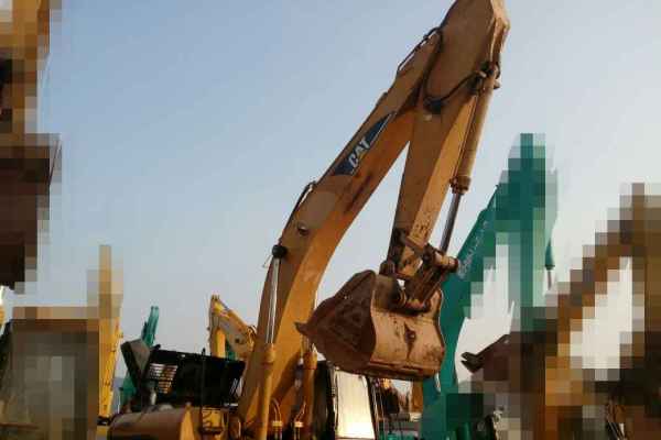 广东出售转让二手12000小时2009年卡特彼勒330C挖掘机