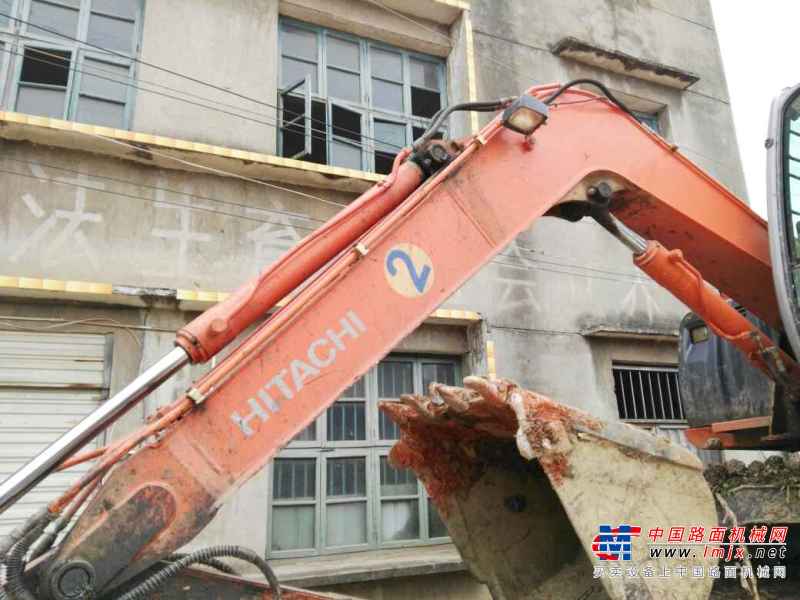 湖南出售转让二手8000小时2010年日立ZX70挖掘机