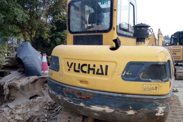 广东出售转让二手8600小时2010年玉柴YC60挖掘机