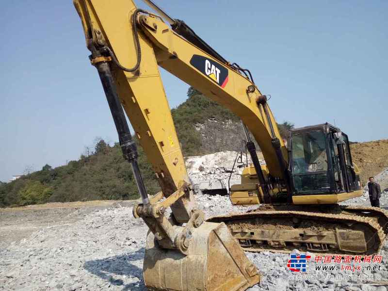 贵州出售转让二手7505小时2010年卡特彼勒324DL挖掘机