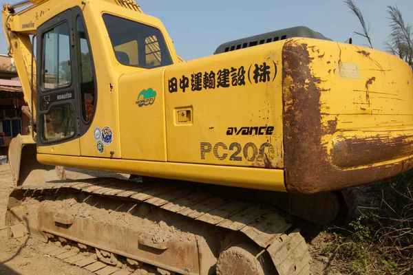 广东出售转让二手13100小时2003年小松PC200挖掘机
