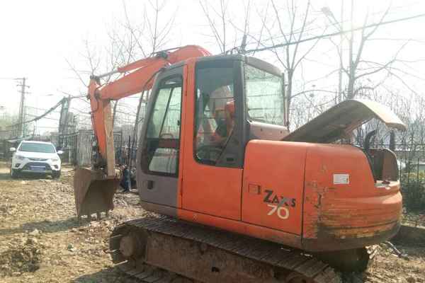 安徽出售转让二手7800小时2010年日立ZX70挖掘机