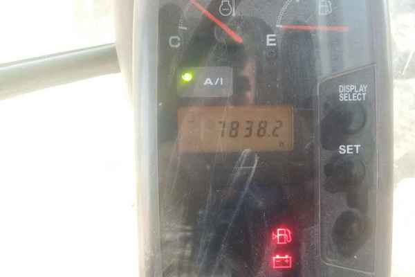 安徽出售转让二手7800小时2010年日立ZX70挖掘机