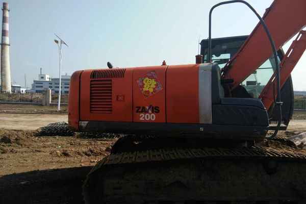安徽出售转让二手9800小时2011年日立ZX200挖掘机
