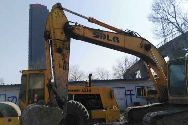 山西出售转让二手7200小时2010年临工LG6210挖掘机