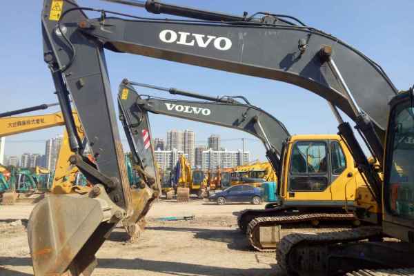 江苏出售转让二手9800小时2009年沃尔沃EC210B挖掘机