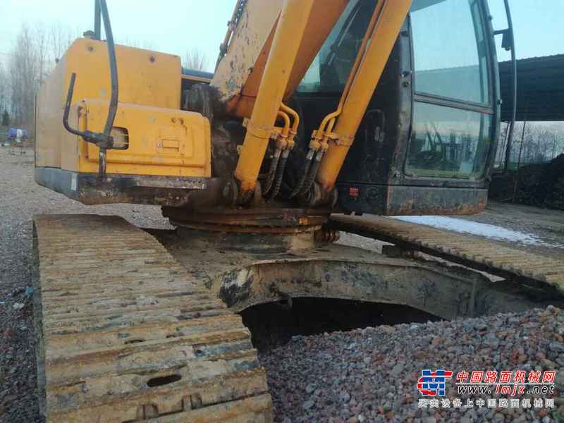 河南出售转让二手6000小时2012年现代R225LC挖掘机