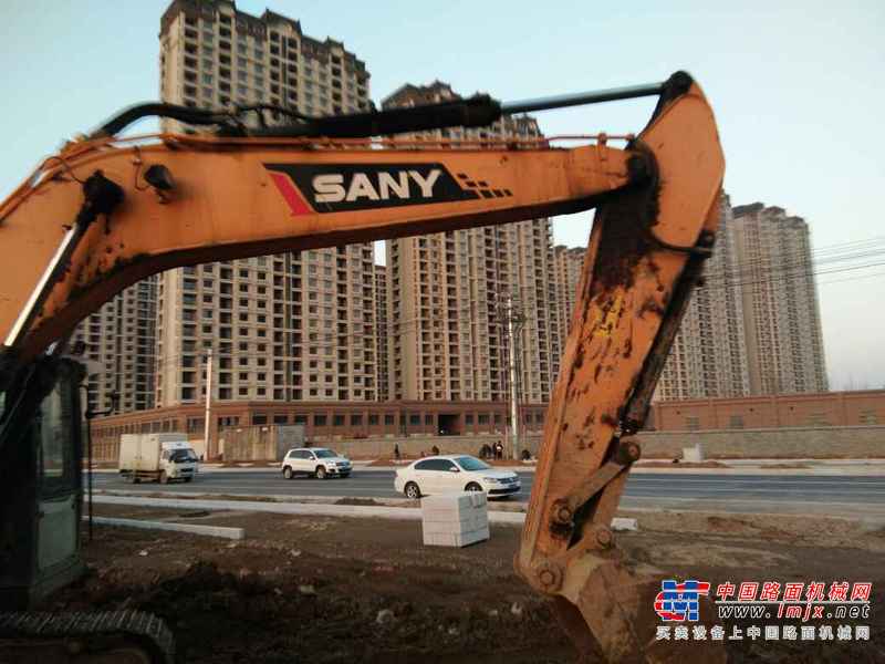 安徽出售转让二手7500小时2014年三一重工SY215C挖掘机