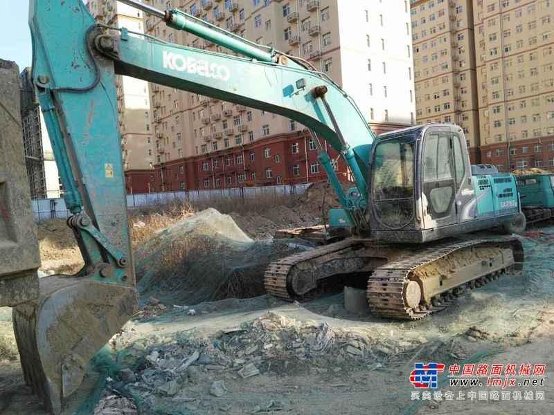 河北出售转让二手8700小时2010年神钢SK210LC挖掘机