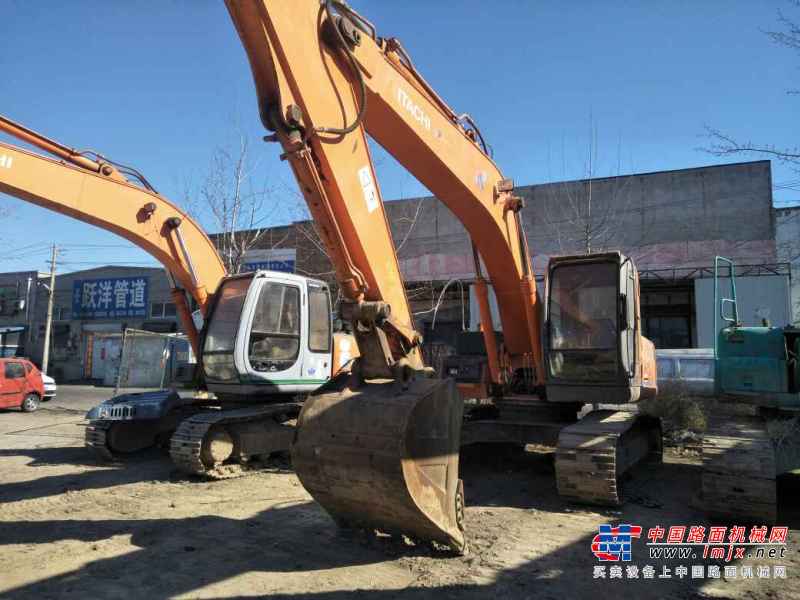 天津出售转让二手11000小时2003年日立ZX200挖掘机