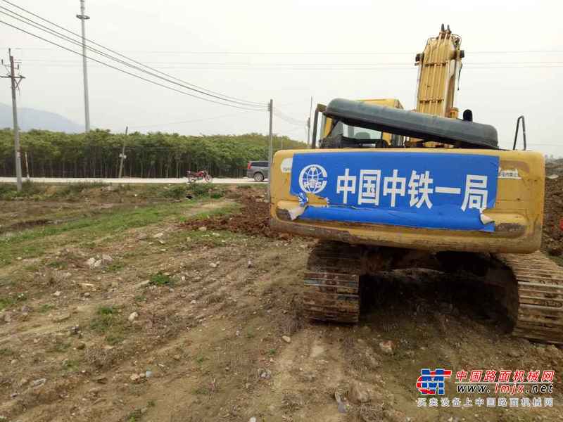 广东出售转让二手13682小时2005年小松PC200挖掘机