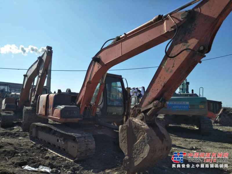 天津出售转让二手9055小时2003年日立ZX120挖掘机