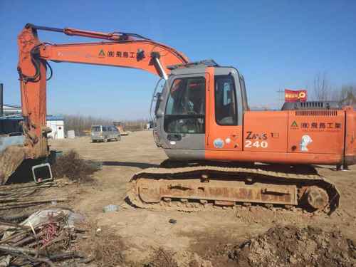 山东出售转让二手12000小时2004年日立ZX200挖掘机