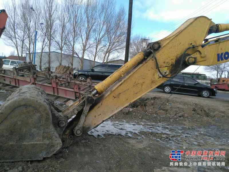黑龙江出售转让二手14000小时2008年小松PC220挖掘机