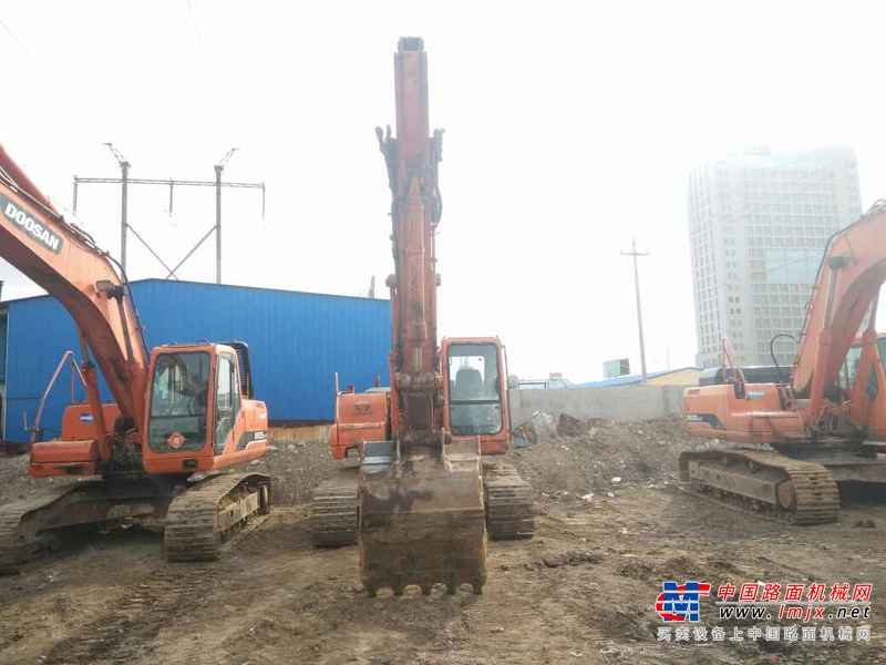 山东出售转让二手10000小时2005年大宇DH220LC挖掘机