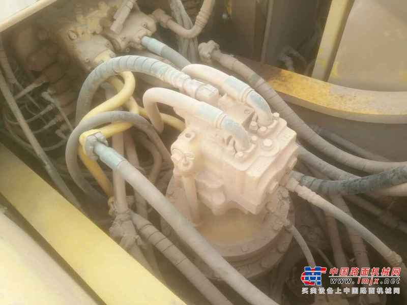 云南出售转让二手9000小时2011年小松PC300挖掘机