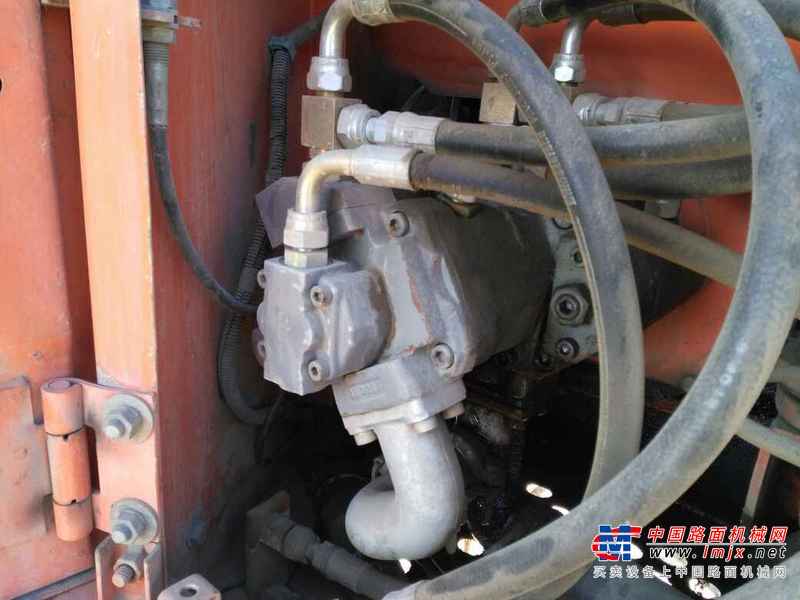 黑龙江出售转让二手12000小时2010年日立ZX70挖掘机
