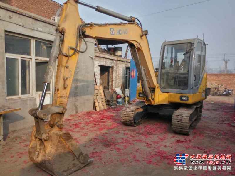 河北出售转让二手4500小时2011年徐工XE60挖掘机