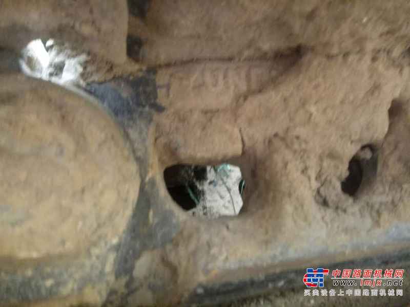 河南出售转让二手5600小时2013年现代R225LC挖掘机
