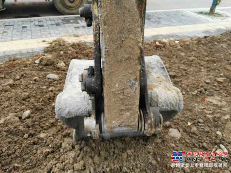 湖南出售转让二手7000小时2013年柳工CLG906C挖掘机