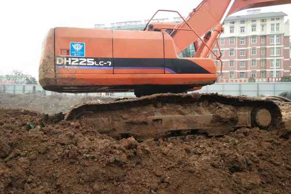 河南出售转让二手12000小时2006年大宇DH220LC挖掘机