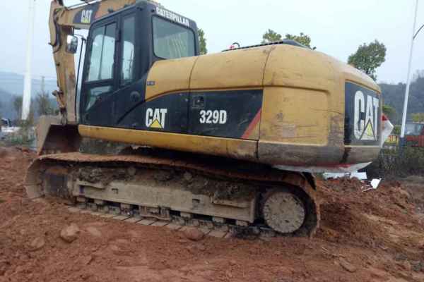 湖北出售转让二手8000小时2010年卡特彼勒320B挖掘机