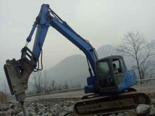 湖北出售转让二手5000小时2012年山重建机GC138挖掘机